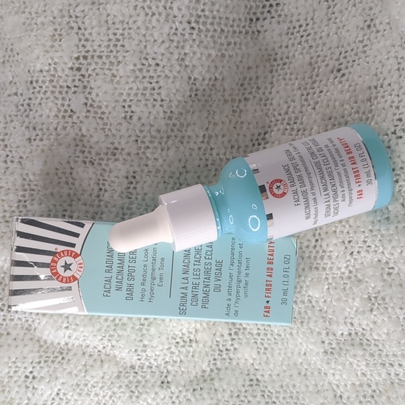 First Aid Beauty Other - First Aid Beauty Facial Radiance Niacinamide Dark Spot Serum, 30ml/1.0f oz